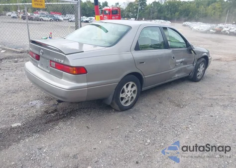 1999 Toyota Camry Ce из США, поврежденный, VIN 4T1BG22KXXU531316